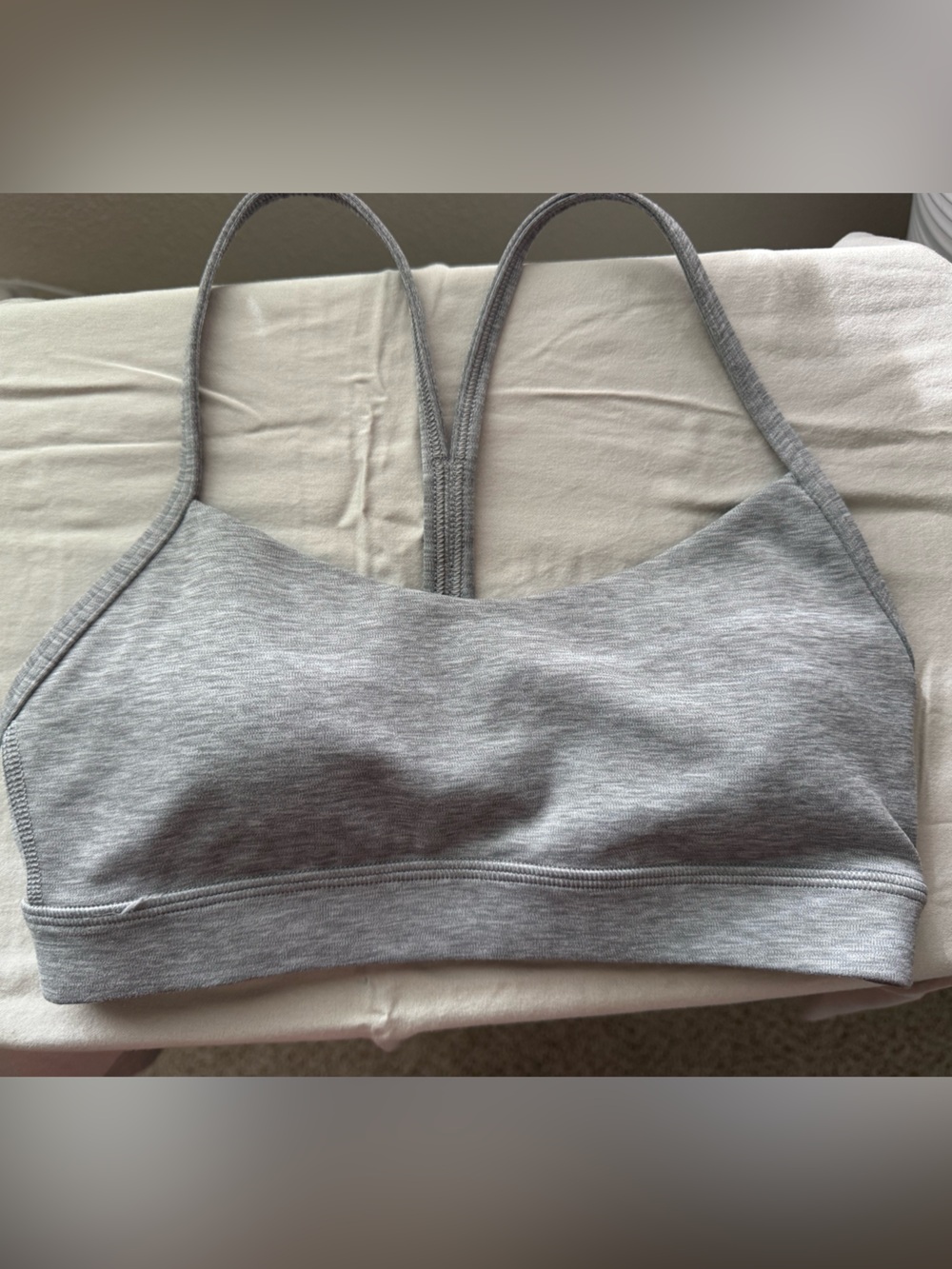 Lululemon flow Y nulu bra top